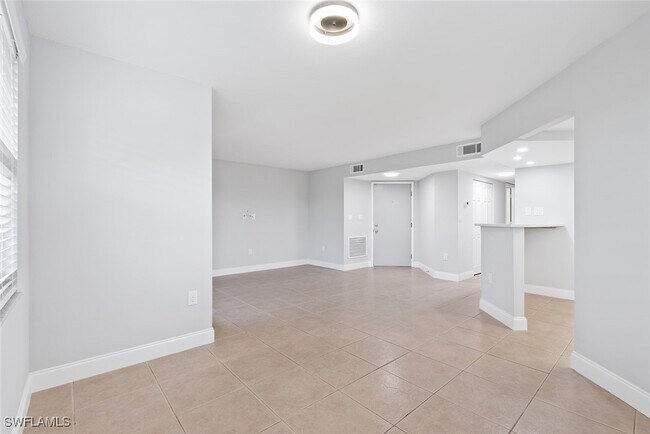 Building Photo - 1508 Mainsail Dr