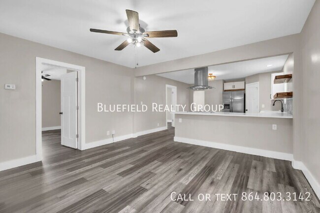 Building Photo - 212 E Bearden St
