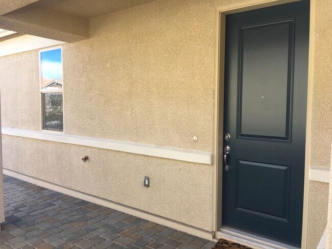 Building Photo - Sparks 3 Bedroom, 3 Bath Single Story - Ne...