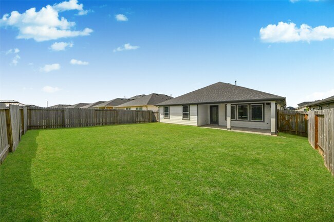 Building Photo - 31711 Melkridge Rd