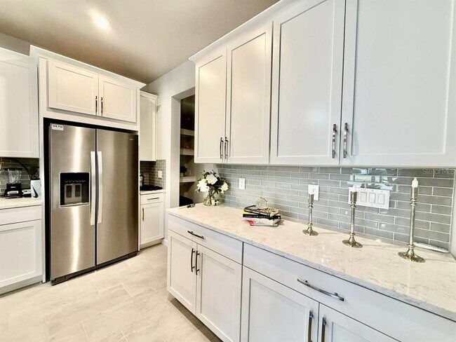 Building Photo - 8319 Wildflower Glen Ave