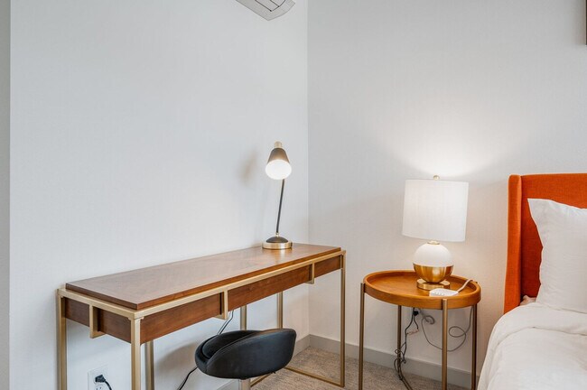 Building Photo - 4613 Dayton Ave N