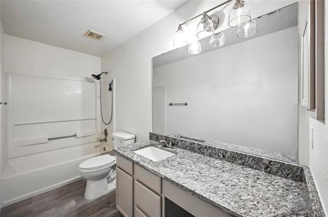 Building Photo - 5236 Blue Cir