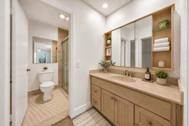 Building Photo - 412 Briarwood Cir