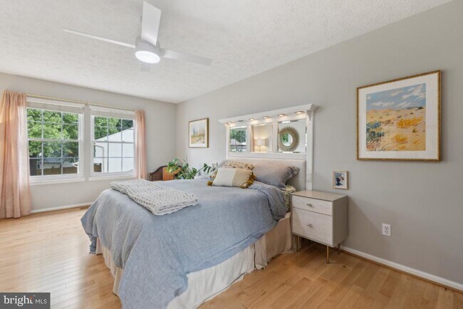 Building Photo - 5433 Braddock Ridge Dr