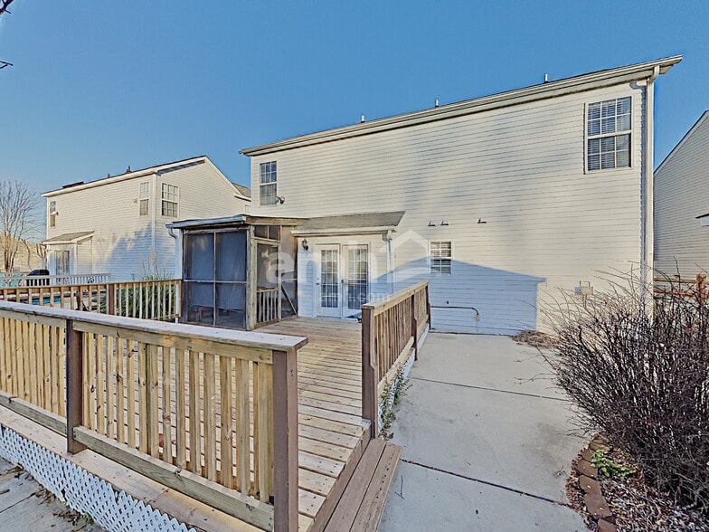 Building Photo - 10206 Orchard Grass Ct
