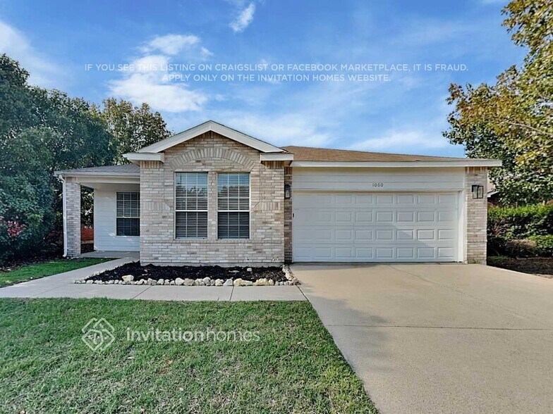 Primary Photo - 1060 Pullman Dr