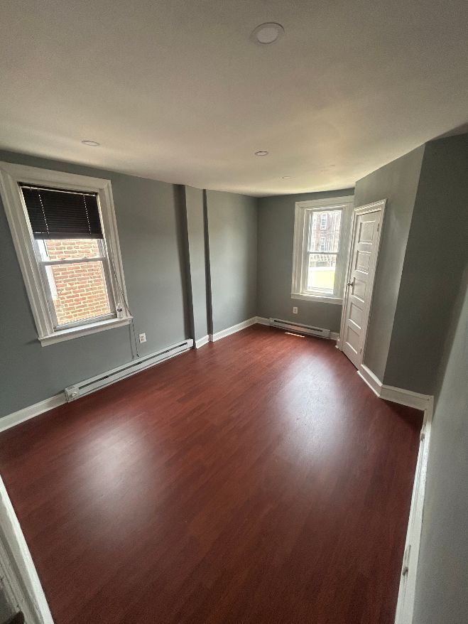 Building Photo - 4749 Bingham St