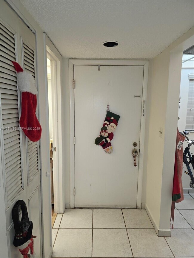 Building Photo - 8035 SW 107th Ave