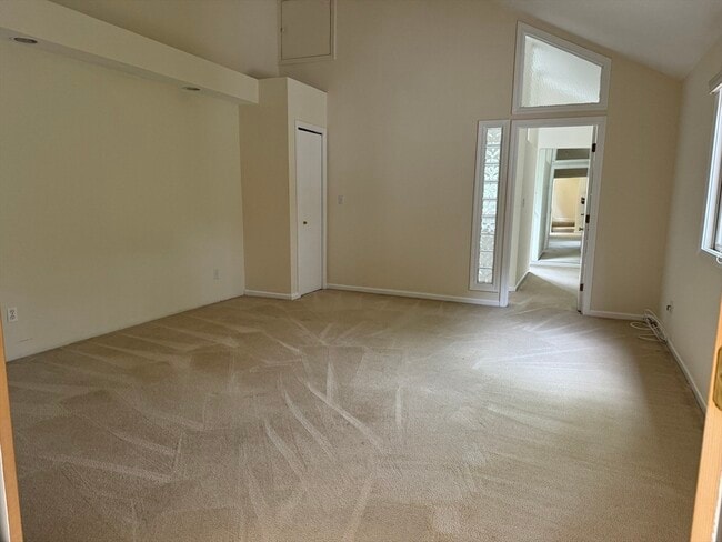 Building Photo - 37 Arrowhead Cir