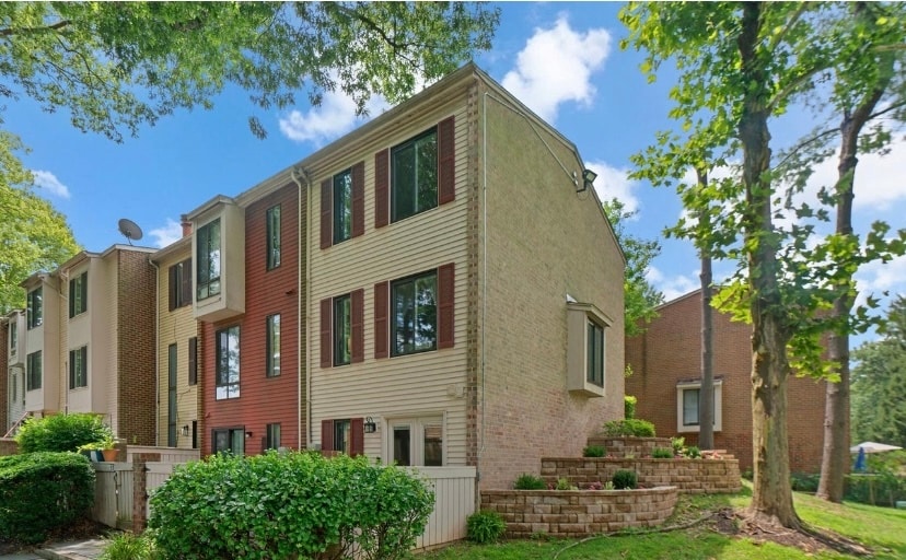 Building Photo - 59 Brassie Ct