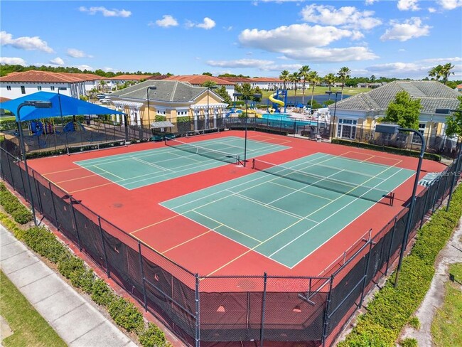 Building Photo - 1927 Greenbriar Ter