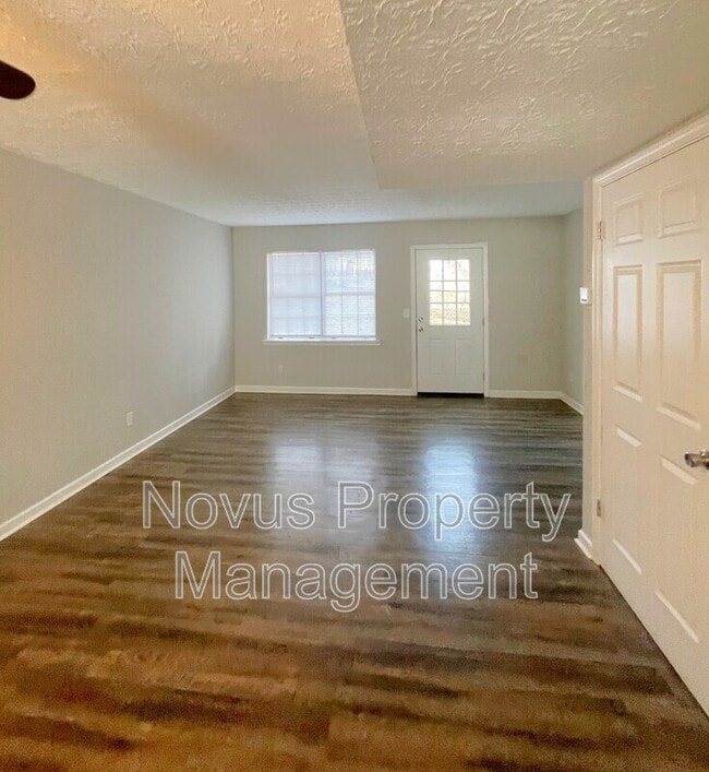 Building Photo - 709 South St