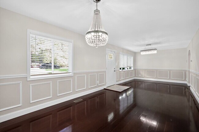 Building Photo - 14012 Duckett Rd
