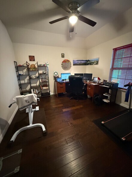 Building Photo - 620 Fossil Creek Dr