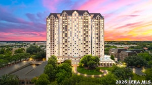 Building Photo - 1 Towers Park Ln