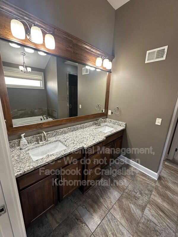 Building Photo - 4513 Sienna Ridge