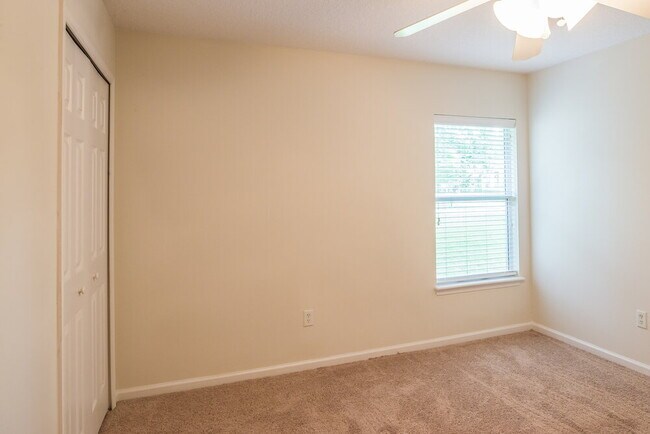 Building Photo - 195 Lige Branch Ln