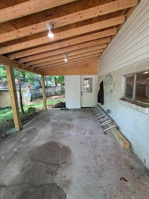 Building Photo - 920 Cardinal Dr