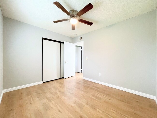 Building Photo - Charming Townhome in Desirable Calavera Hills!