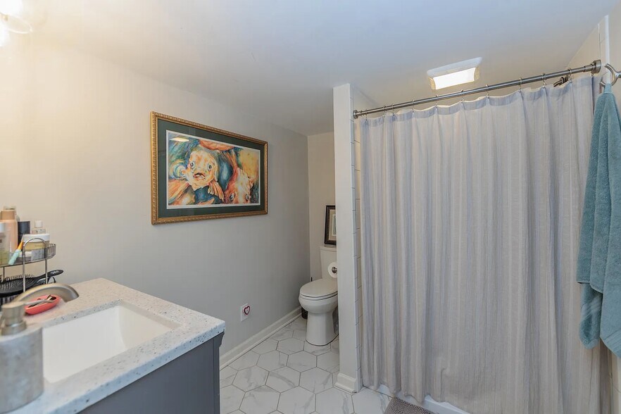 Building Photo - 8420 Timber Trl