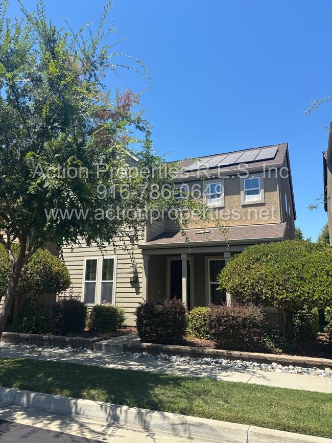 Primary Photo - West Roseville Solar! 3 Bedroom, Plus den/...