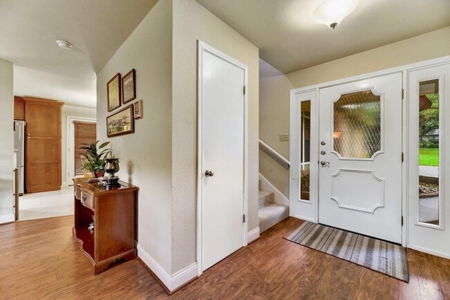 Building Photo - 11313 Menodora Dr