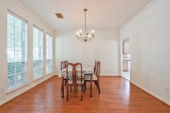 Building Photo - 6806 Rhodes Ct