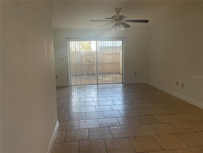 Building Photo - 6026 Amberly Ct