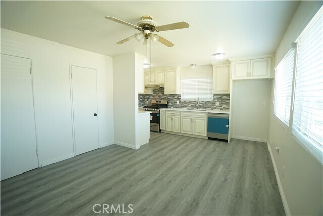 Building Photo - 19524 Gravina St