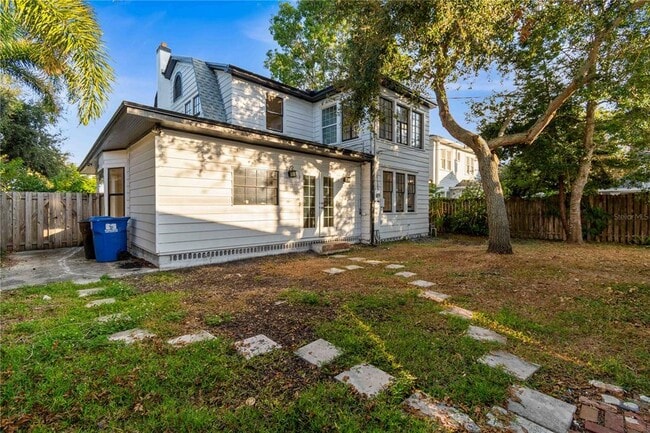 Building Photo - 2302 12th St N