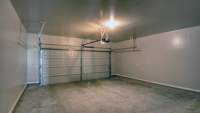 Building Photo - 1626 Lummus Dr
