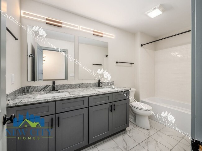 Building Photo - Recently Built Single Family Home! 2 Bedroom, 1.5 Bathrooms!