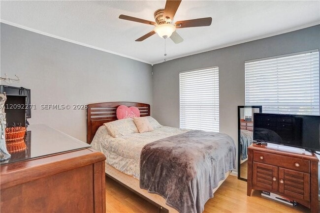 Building Photo - 14361 N Royal Cove Cir