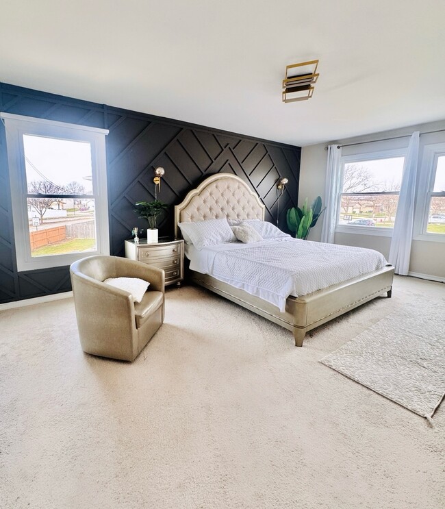 Building Photo - 1211 Diane Ln