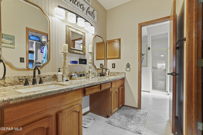 Building Photo - 851 Dulce Tierra Dr