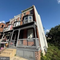 Building Photo - 331 Maclay St