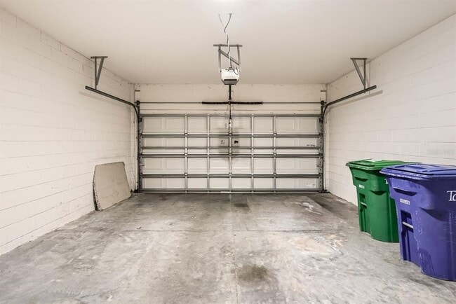 Building Photo - 7001 Interbay Blvd