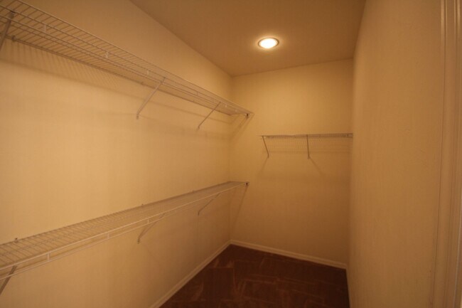 Building Photo - 1571 NW 29 Rd