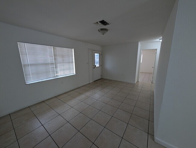 Building Photo - 8402 Corney Dr