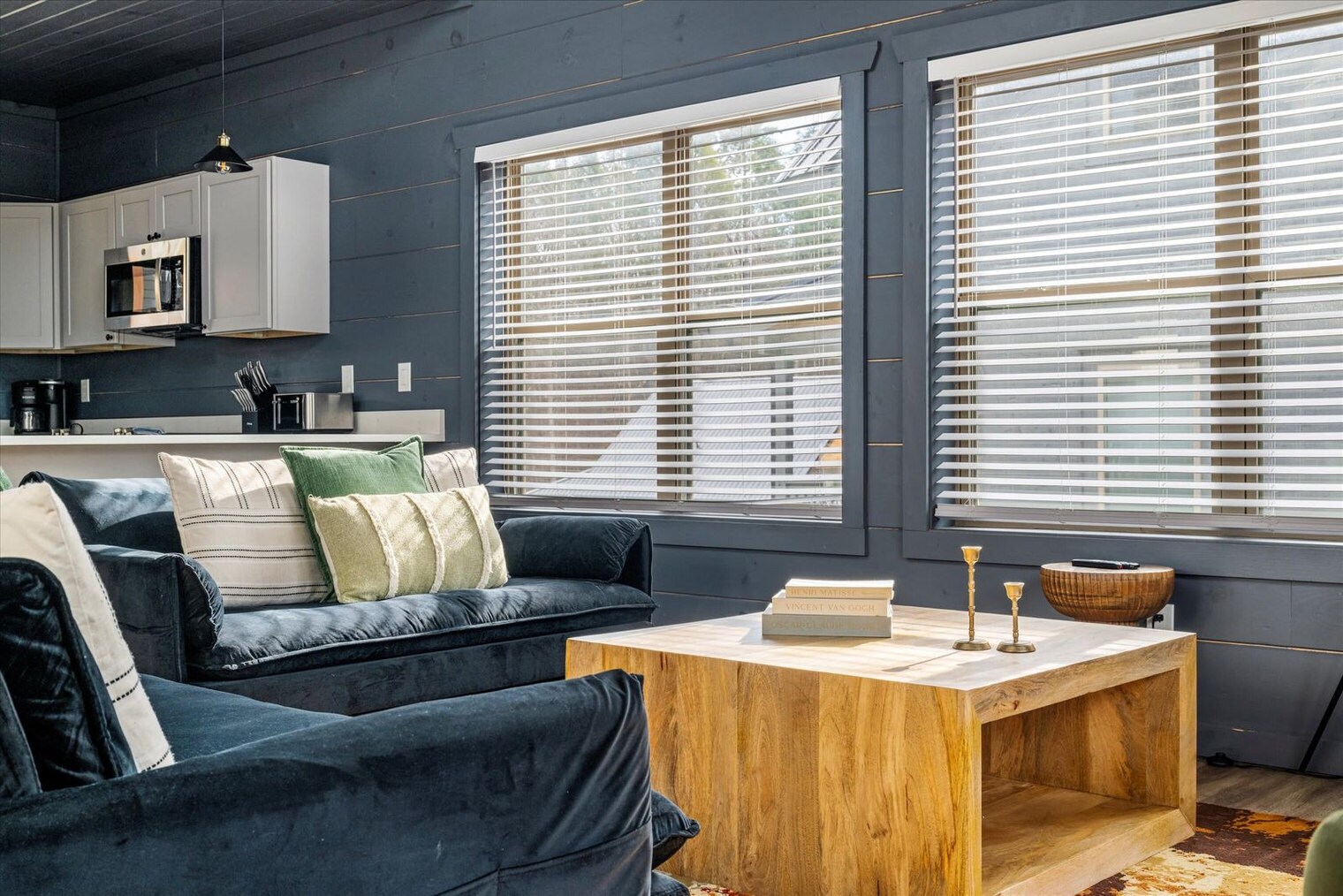 Building Photo - 528 Warbonnet Wy