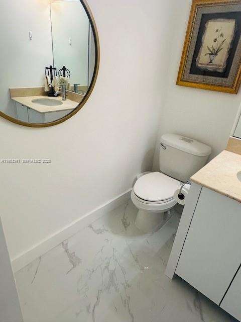 Building Photo - 10275 Collins Ave