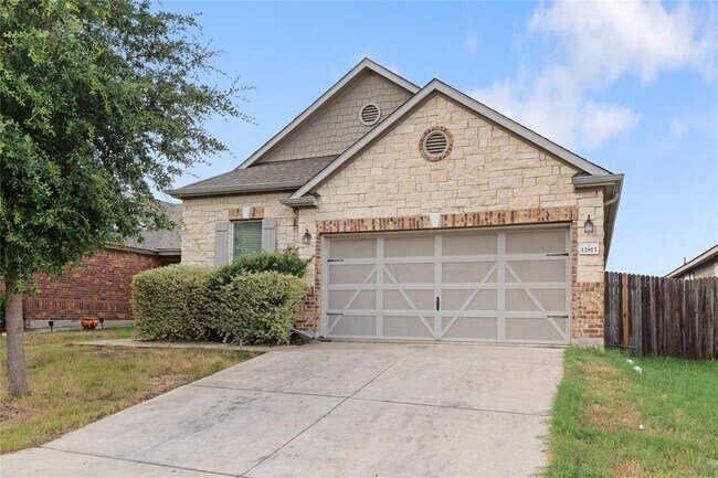 Building Photo - 12813 Stoney Ridge Bend