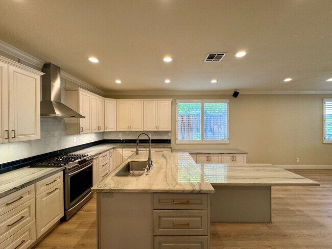 Building Photo - Gorgeous Two-Story with Solar Located at t...