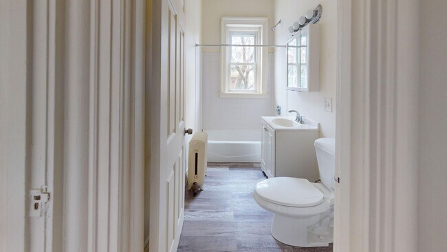 Building Photo - Embassy