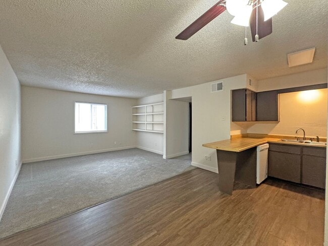 Interior Photo - Cherry Plaza