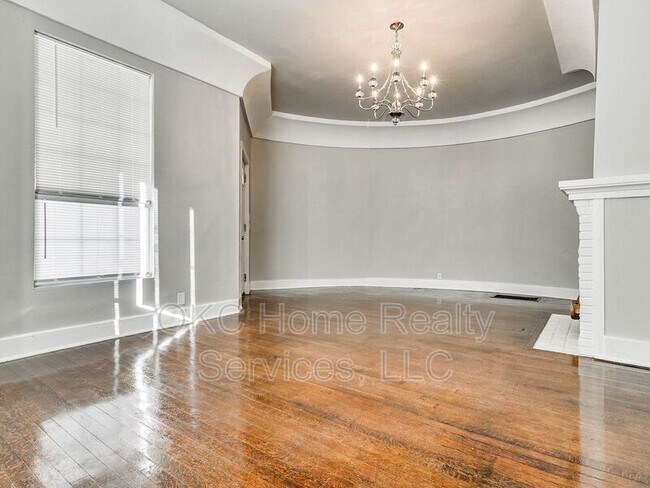 Building Photo - 1740 NW 11th St