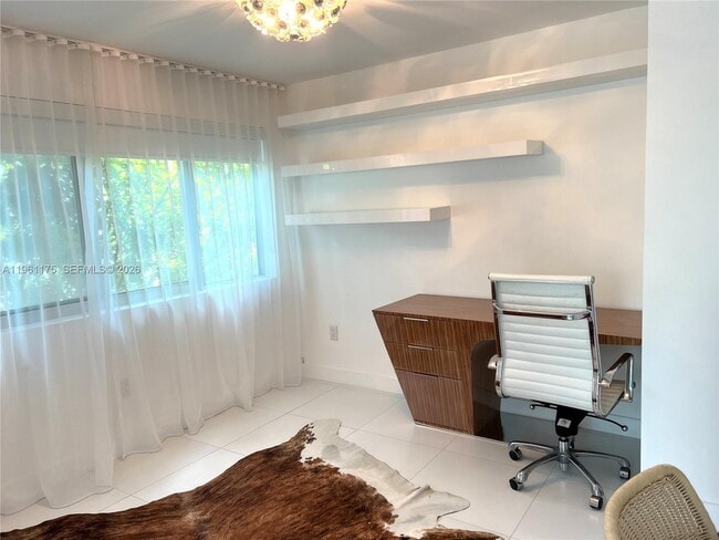 Building Photo - 401 Jefferson Ave