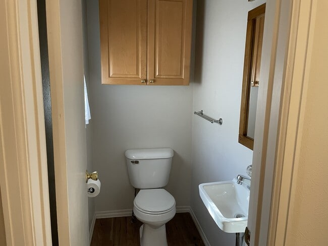 Building Photo - 3280 S Sherman St