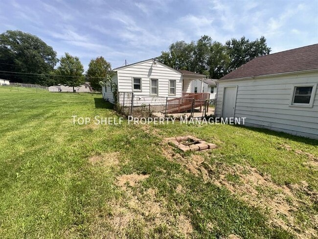 Building Photo - 2108 E 42nd St